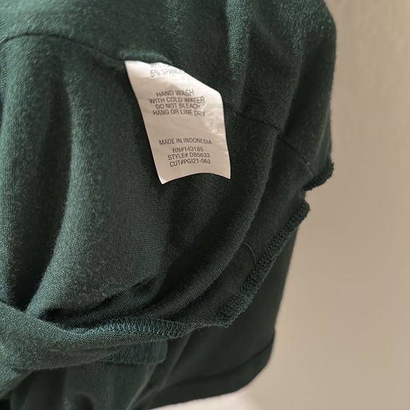 Popular basics size large green dress - Picture 5 of 8